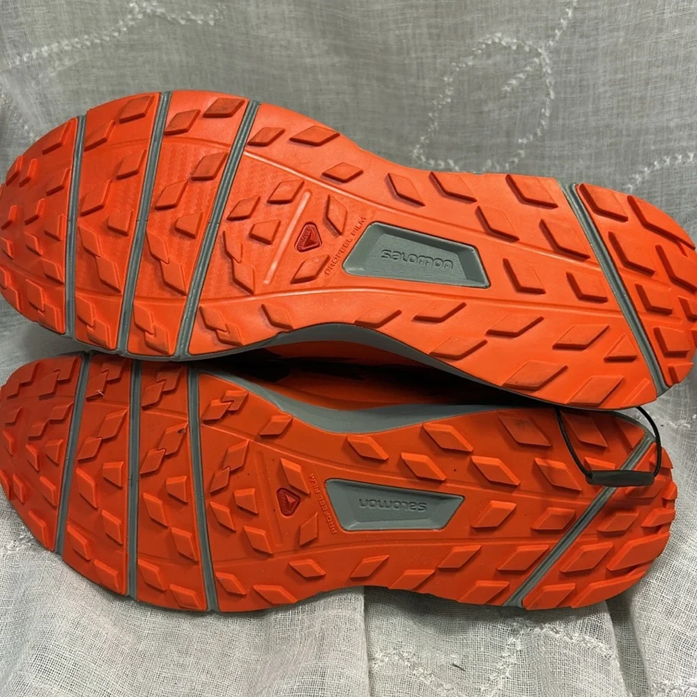 NWT Salomon trail running Sense Ride 2 shoes